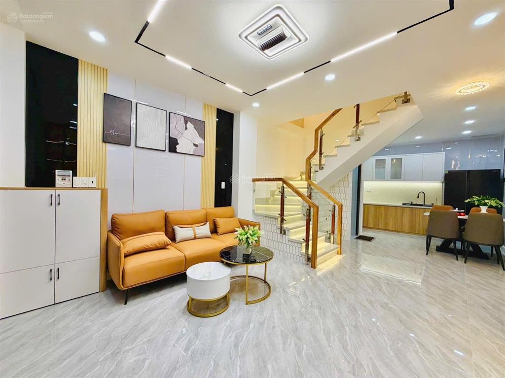 Nhà mới  ngang rộng 4 mét  cạnh quận phú nhuận  công viên gia định  đường quang trung  2 tầng