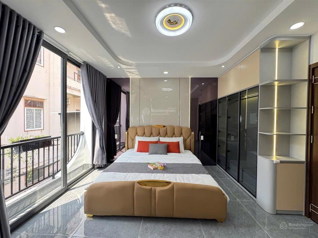 Xây mới  4 tầng lầu  hẻm xe hơi thông  ngang rộng  full nội thất  tiện mở văn phòng công ty