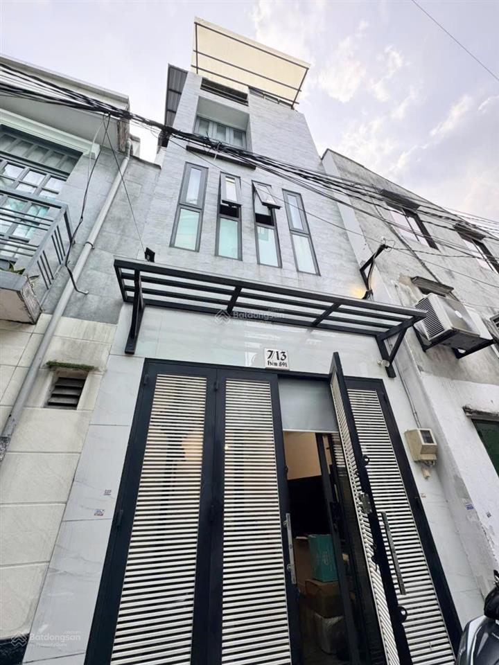 Không lộ giới, không quy hoạch, hẻm ô tô, 4 tầng lầu, sát vách phú nhuận và sân bay, 3,99 tỷ