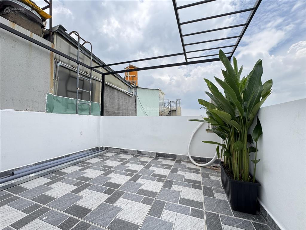 Tin thật  3 phòng ngủ  2 sân thượng trước sau  giáp sân bay  cạnh phú nhuận  đg quang trung