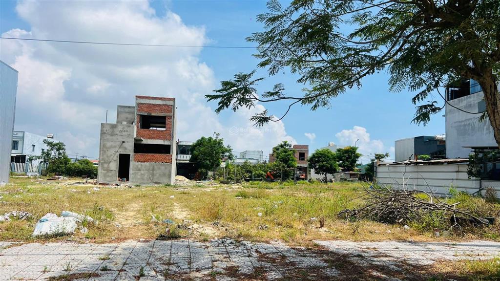 147m2 đường 40m kdt số 9 điện ngọc