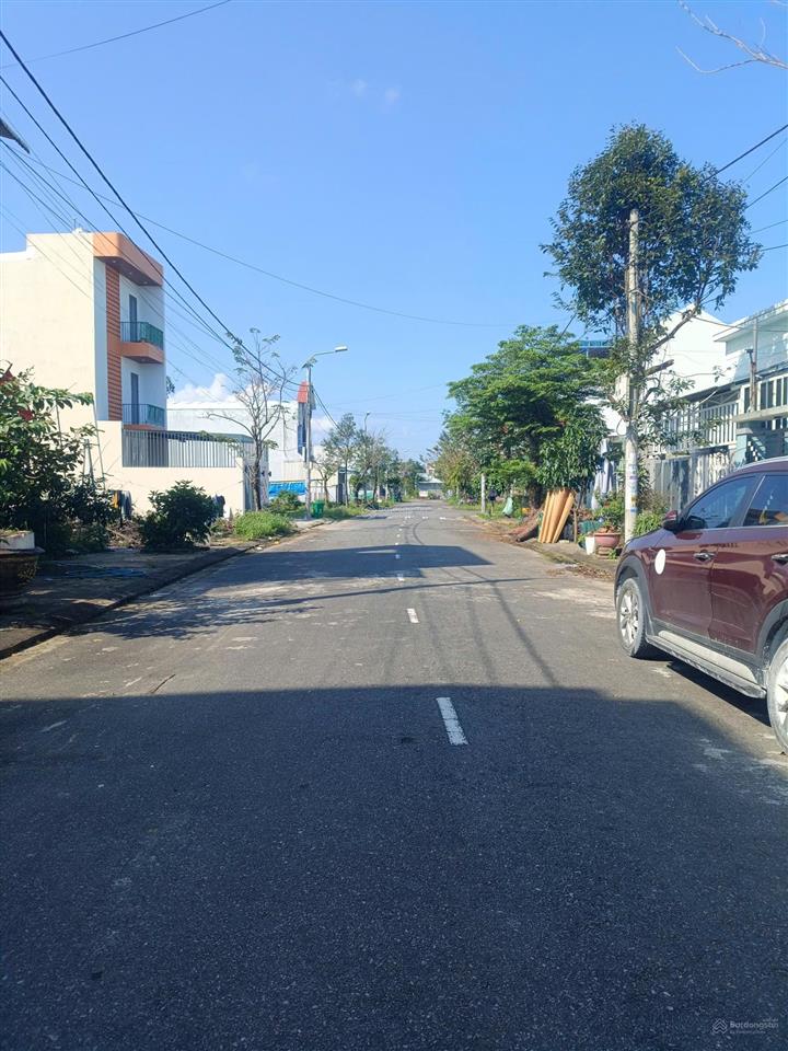 107m2 hướng đông nam kdt an phú quý điện ngọc