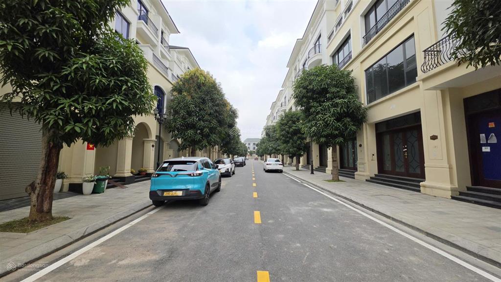 Cắt lỗ 2.6 tỷ liền kề vinhomes ocean park 2 ở trung tâm dự án, thiết kế được sân vườn, tiểu cảnh
