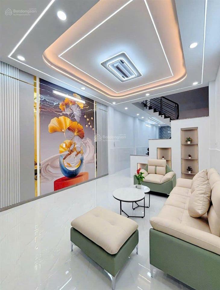 Bán nhà phạm thế hiển, p5, q8 4x15m, 3 tấm 5 tỷ thương lượng mạnh, sổ riêng 4 pn hẻm to