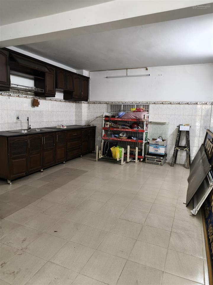 Cho thuê nhà mặt tiền an bình, phường 5, quận 5 4x18 2 tấm 3 phòng 23 triệu thương lượng mạnh