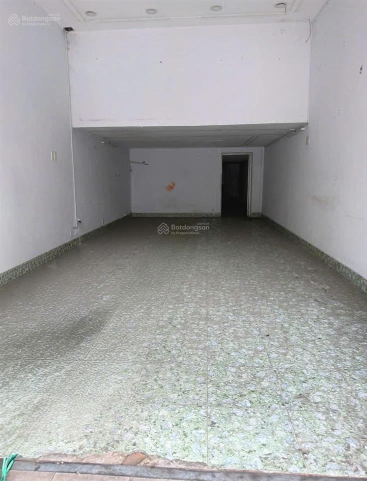 Cho thuê nhà mặt tiền hồng bàng, quận 5 4x18 2 phòng đường 40m rất đông đúc xe 25 triệu tl