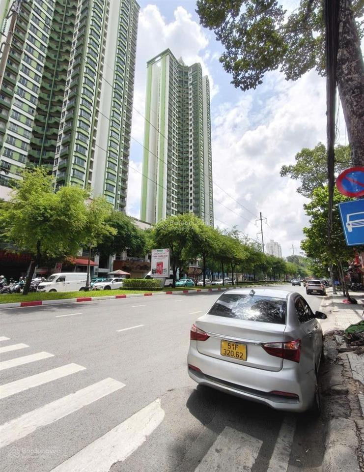 Cho thuê nhà mặt tiền hồng bàng, quận 5 4x18 2 phòng đường 40m rất đông đúc xe 25 triệu tl