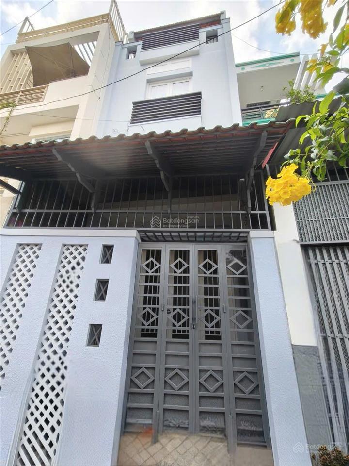 Cho thuê nhà mặt tiền tạ quang bửu, quận 8 gần cầu chữ y, 4x16m, 3 tấm, 5 phòng hẻm ô tô 18 triệu