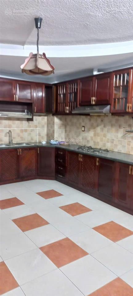 Cho thuê nhà mặt tiền tạ quang bửu, quận 8 gần cầu chữ y, 4x16m, 3 tấm, 5 phòng hẻm ô tô 18 triệu