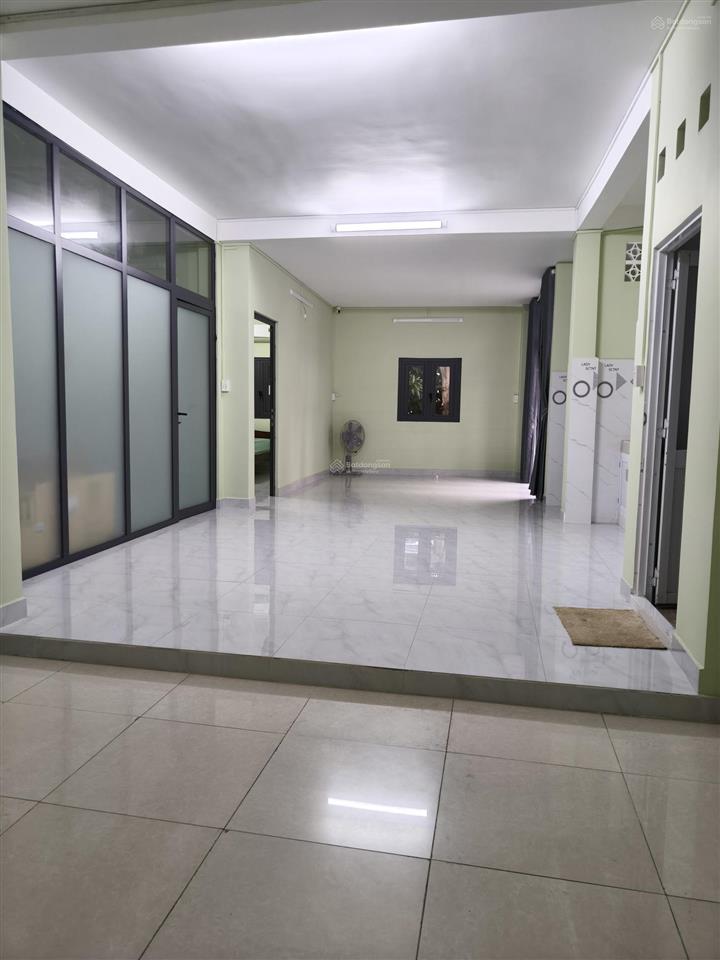 Cho thuê nhà mặt tiền ba đình, quận 8 4x20 4 phòng 3 wc 15 triệu kinh doanh tốt