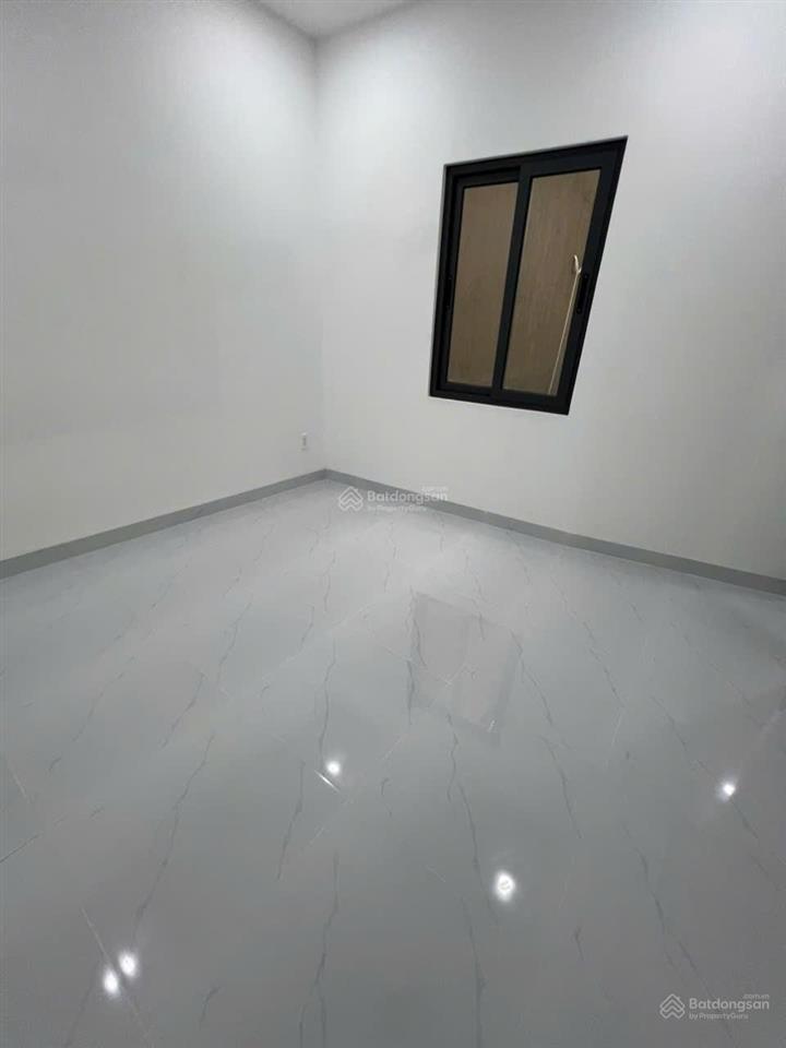 Cho thuê nhà mặt tiền lê hồng phong, q10 5 phòng, 35 triệu/tháng