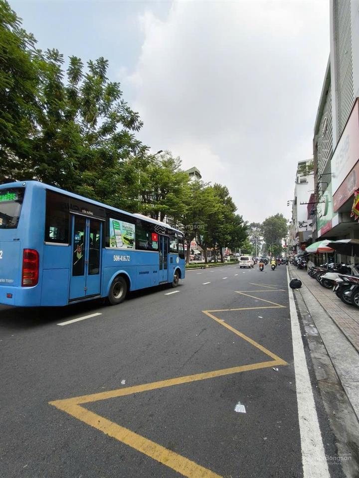 Cho thuê nhà mặt tiền gần hải thượng lãng ông, q5  4,5x17m 15 phòng 60 triệu/tháng