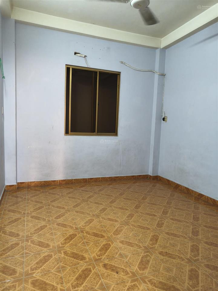 Cho thuê nhà mặt tiền chợ tân thành, quận 54x20 5 tấm 6 phòng 4wc 33 triệu gần dương tử giang
