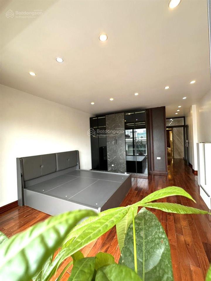 Chỉ hơn 14 tỷ liền kề kđt văn khê hà đông 5 tầng nội thất đẹp vỉa hè ô tô vòng quanh