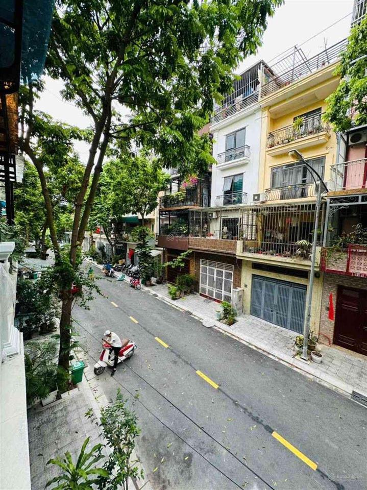 Liền kề rẻ vị trí đẹp kđt văn phú 90m² 5t mt 4.5, 2 thoáng vỉa hè ô tô đỗ vòng quanh