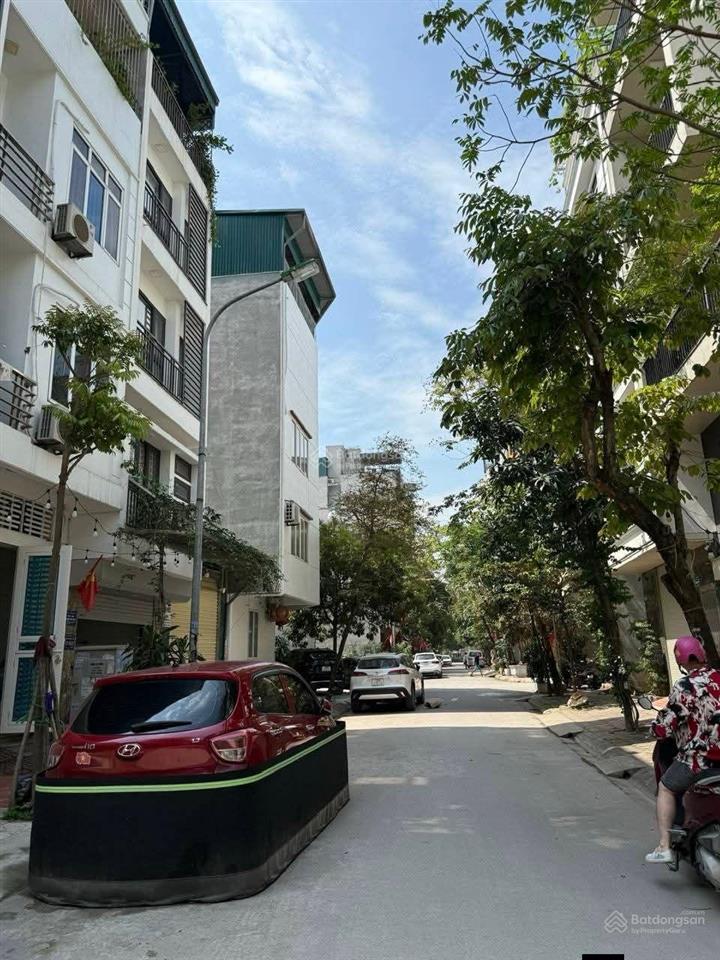 Phân lô 3 ô tô tránh vỉa hè lê trọng tấn park city hà đông rẻ và hợp lý nhất