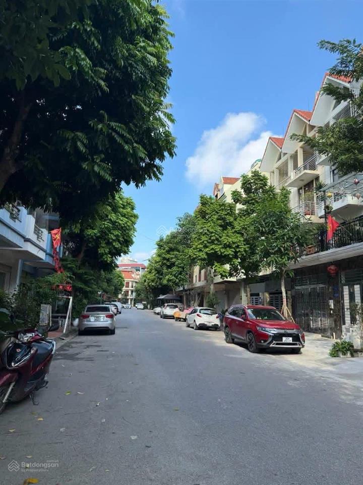 Bán nhà kđt văn khê hà đông 85m2 mt 5m, 2 mặt thoáng vỉa hè rộng 3 ô tô tránh ở kinh doanh