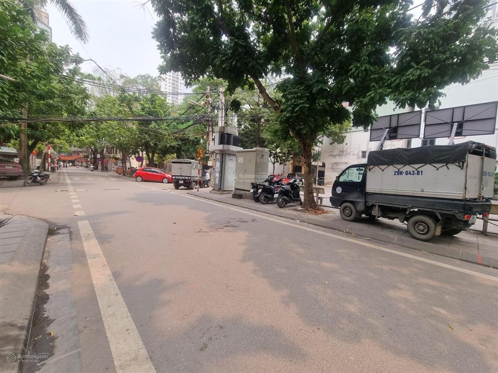 Bán nhà phân lô ô tô tránh ngõ đẹp nhất nhì ngụy như kon tum 47m2, mt 4.3m, 15 tỷ