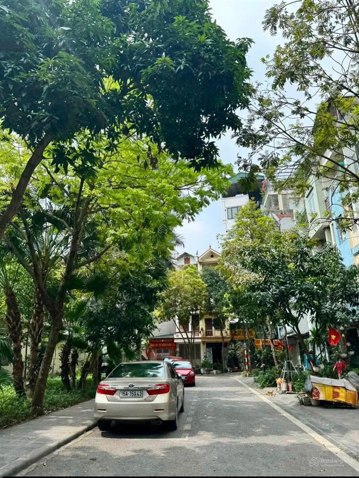 Liền kề đẹp kđt văn phú view vườn hoa 5 tầng thang máy 90m2, 2 thoáng chỉ 19 tỷ