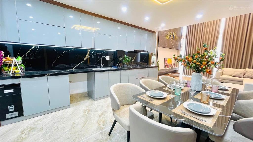Liền kề đẹp kđt văn phú view vườn hoa 5 tầng thang máy 90m2, 2 thoáng chỉ 19 tỷ