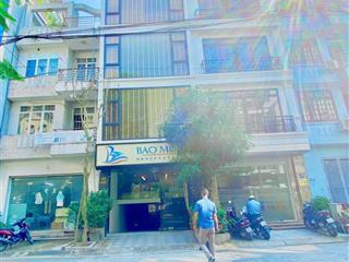 Cho thuê nhà văn phòng chính chủ làm việc ổn định tòa nhà văn phòng độc lập 6 tầng 1 hầm để xe