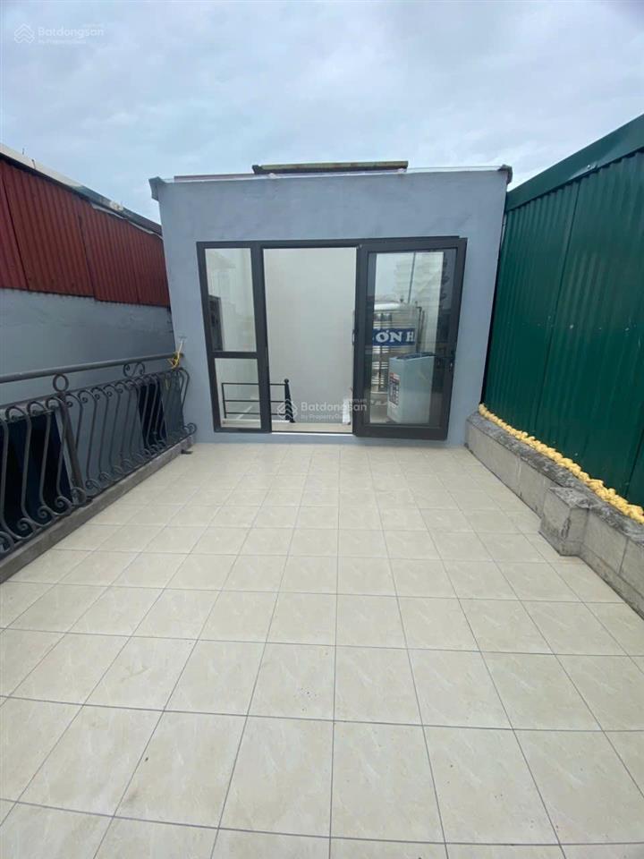 Cho thuê nhà riêng 40m2, 22 triệu vnd, view đẹp tại khu nhà ở 44 triều khúc, thanh xuân bắc