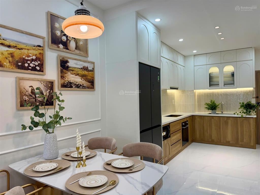 Bán căn hộ chung cư sky garden 3, giá 5,85 tỷ, dt 71m2, 2pn, 1wc, hướng bắc