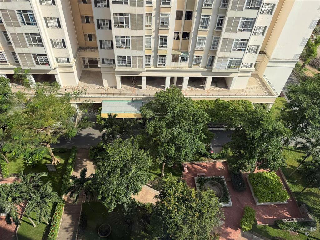 Bán căn hộ chung cư skygfarden 3 ,dt 68 m2 giá 6,250 tỷ