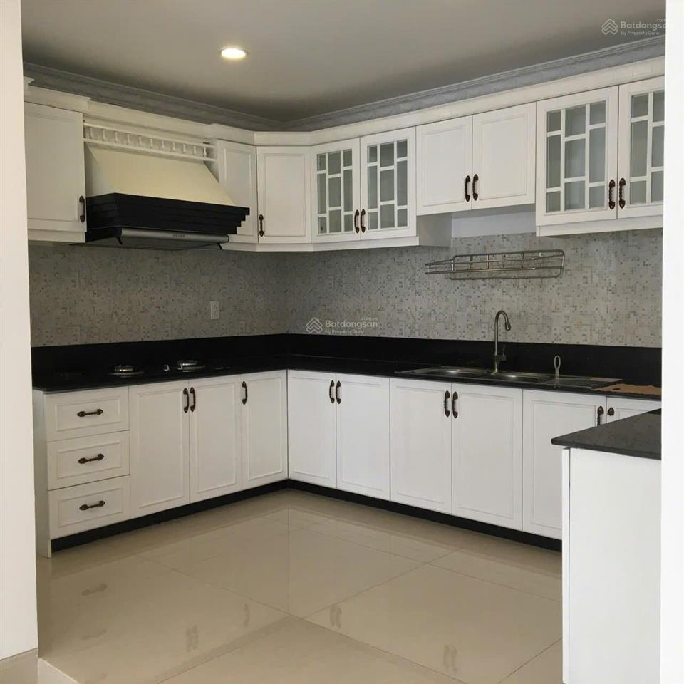 Bán căn hộ chung cư sky garden 3, giá bán 14 tỷ, dt132m2, 3pn, 3wc