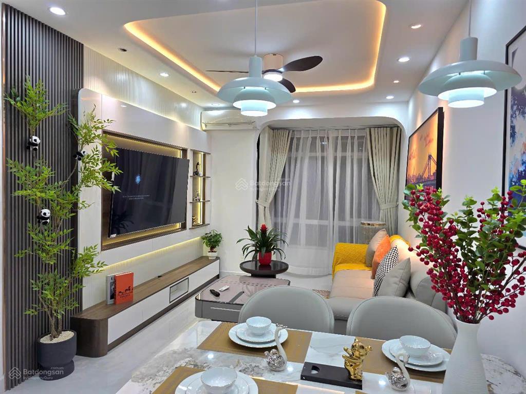 Bán căn hộ chung cư sky garden 3, giá 6,2 tỷ, diện tích 72m2, view đẹp, pháp lý đầy đủ