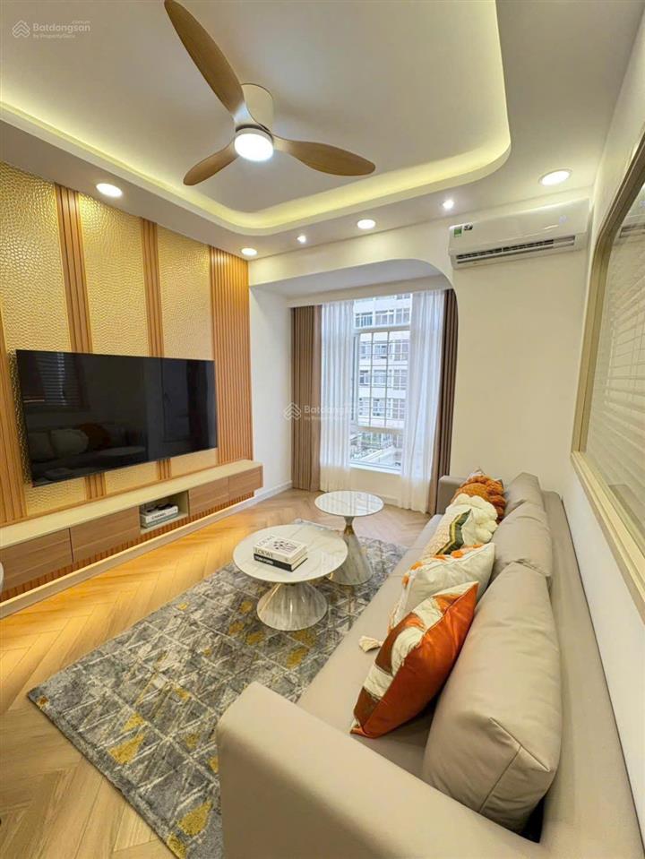 Bán gấp căn hộ chung cư thiết kế 3pn + 2wc tại sky garden 3, giá bán 5,3 tỷ, khu phú mỹ hưng