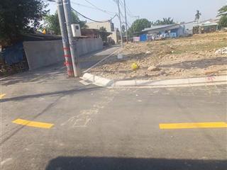 Bán 8 lô f0 bà điểm 4, phạm văn sáng, vào 300m, giá 3tỷ7