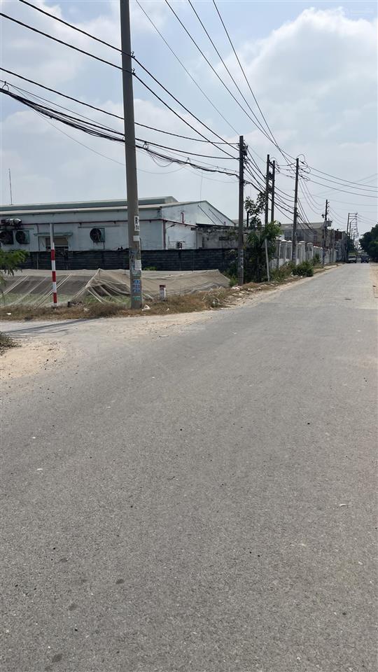 Gđ cần bán gấp lô đất 4350m góc 2 mặt tiền đường lê thị kim  kinh trung ương giá 11tr/1m2