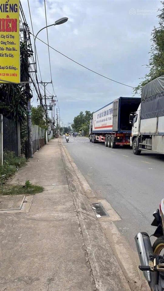 Bán 550m đất mặt tiền phạm văn sáng hóc môn giá 21,8tr/1m