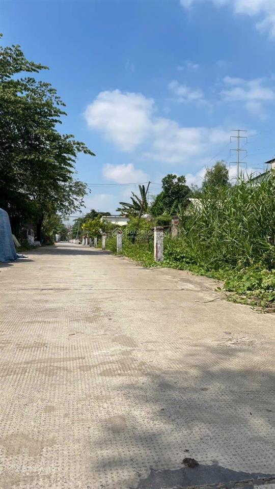 Bán gấp lô đất 285m thổ cư đối diện vinhomes hóc môn giá 5ty150