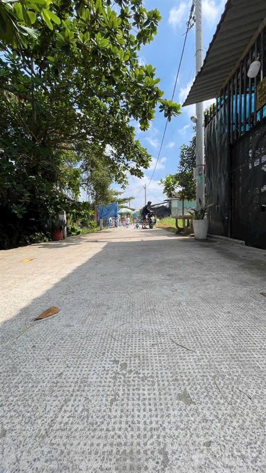 Bán gấp lô đất 285m thổ cư đối diện vinhomes hóc môn giá 5ty150