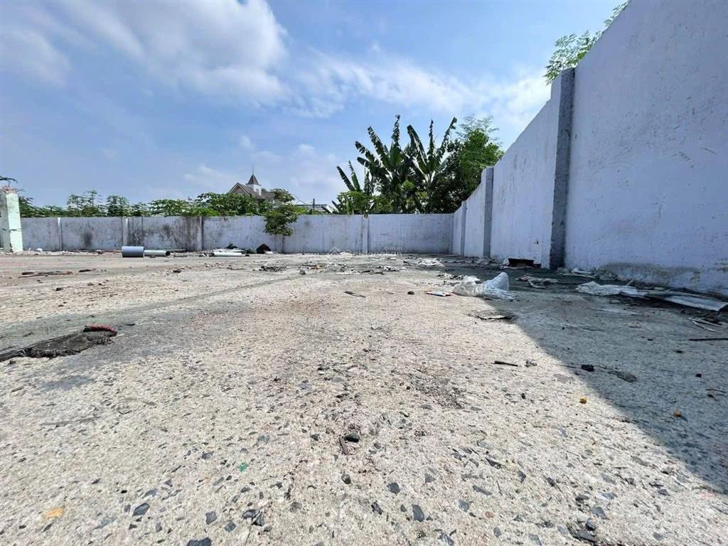 Bán gấp 6,15x15m đất thổ cư sổ riêng, giá 2,9 tỷ đường dương công khi
