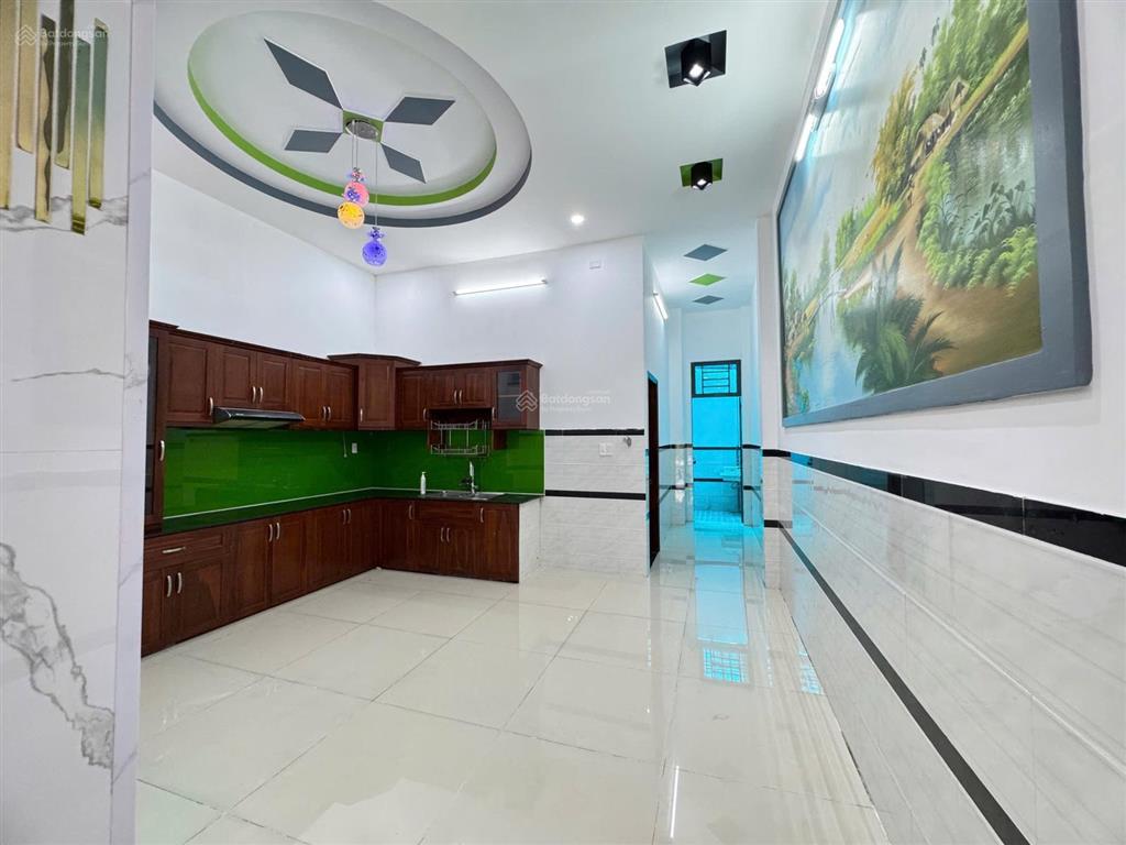 Bán nhà 6 tỷ 3 khu dân cư đại hải xã bà điểm