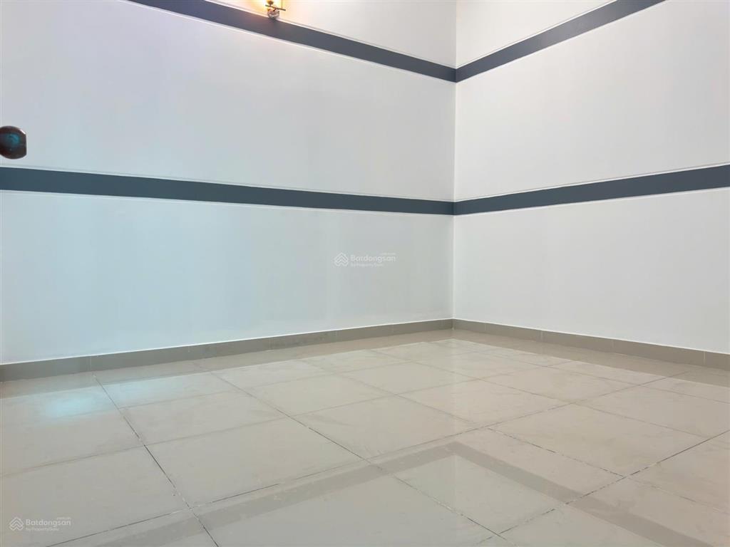 Bán nhà 6 tỷ 3 khu dân cư đại hải xã bà điểm