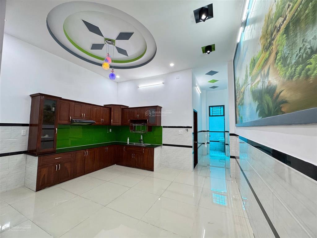 Bán nhà 6 tỷ 3 khu dân cư đại hải xã bà điểm