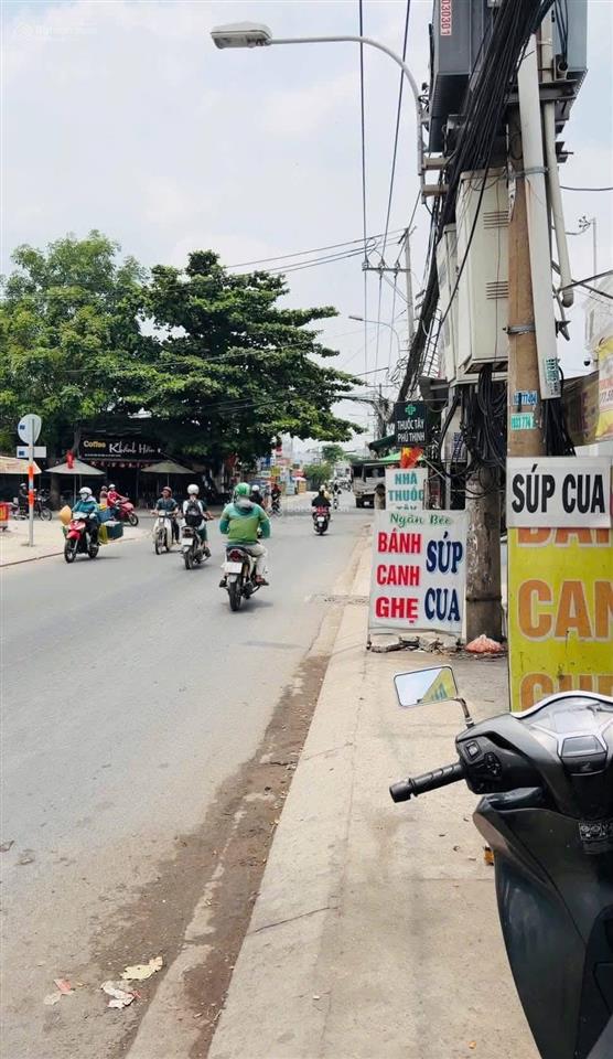 Bán gấp còn 8,5 tỷ đất mặt tiền trần văn mười hóc môn