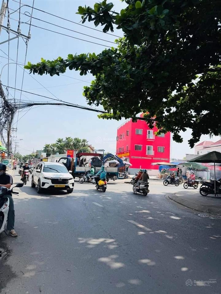 Bán gấp còn 8,5 tỷ đất mặt tiền trần văn mười hóc môn