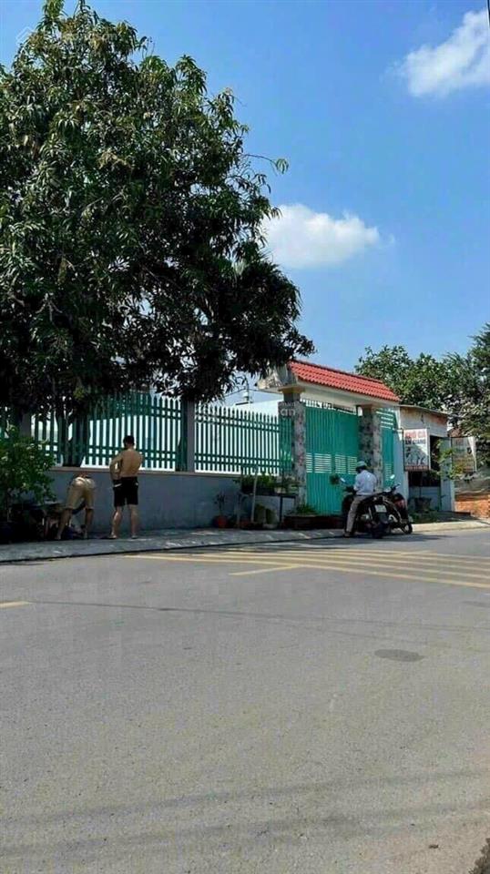 Gđ cần bán nhà mặt tiền 610m2 giá 16 tỷ kế bên chợ xuân thới thượng, hm