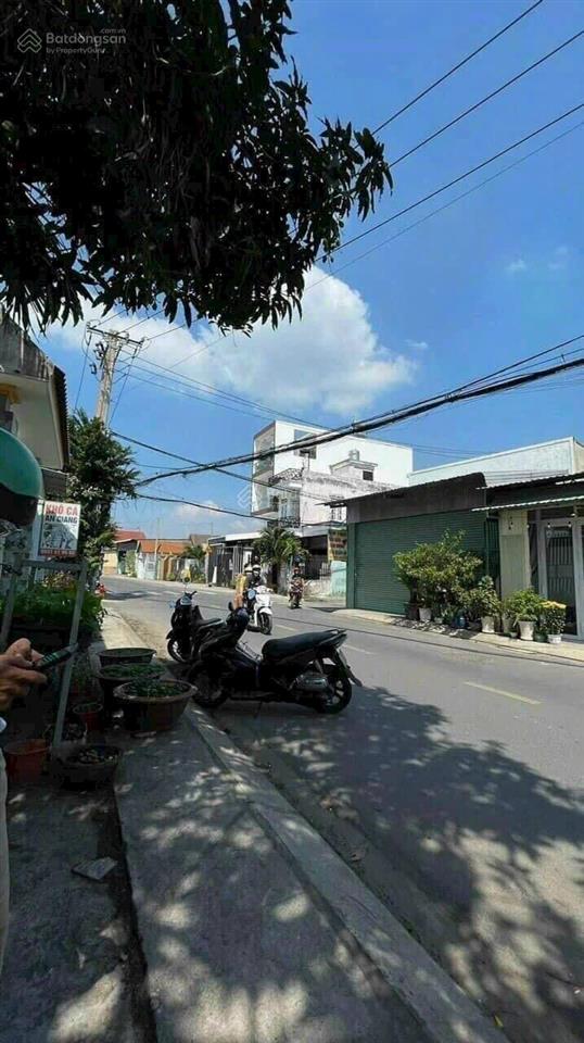 Gđ cần bán nhà mặt tiền 610m2 giá 16 tỷ kế bên chợ xuân thới thượng, hm