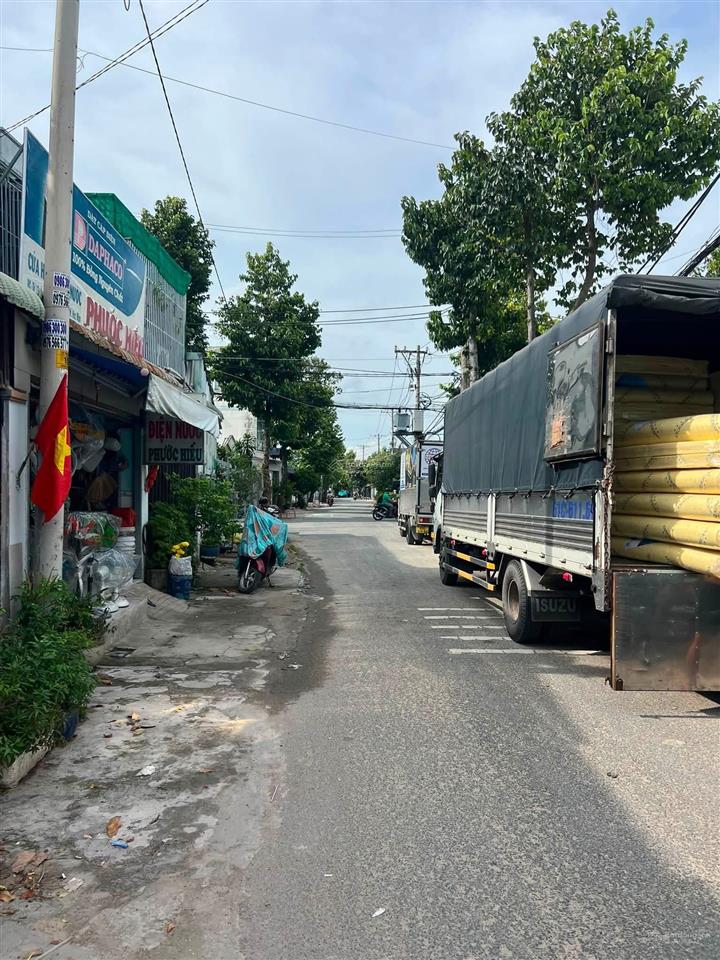 Bán nhà sổ hồng giá 4,5 tỷ đường nhựa 7m phan văn hớn vào 500m