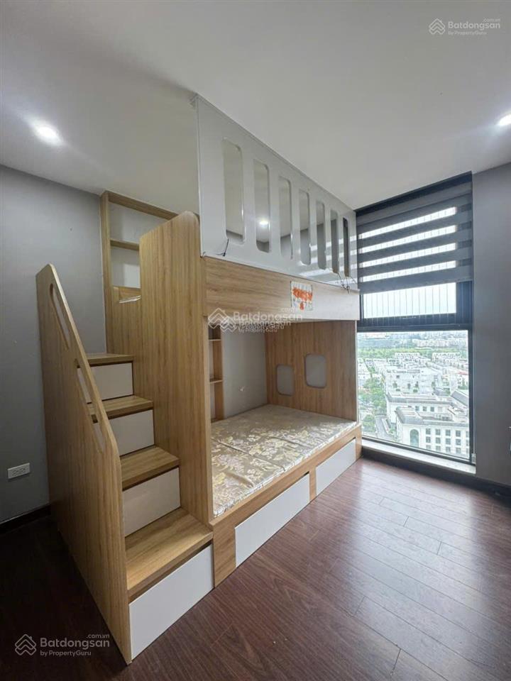 Cần tiền chính chủ bán gấp căn góc 03 phòng ngủ, ban công đông nam chung cư cao cấp besky