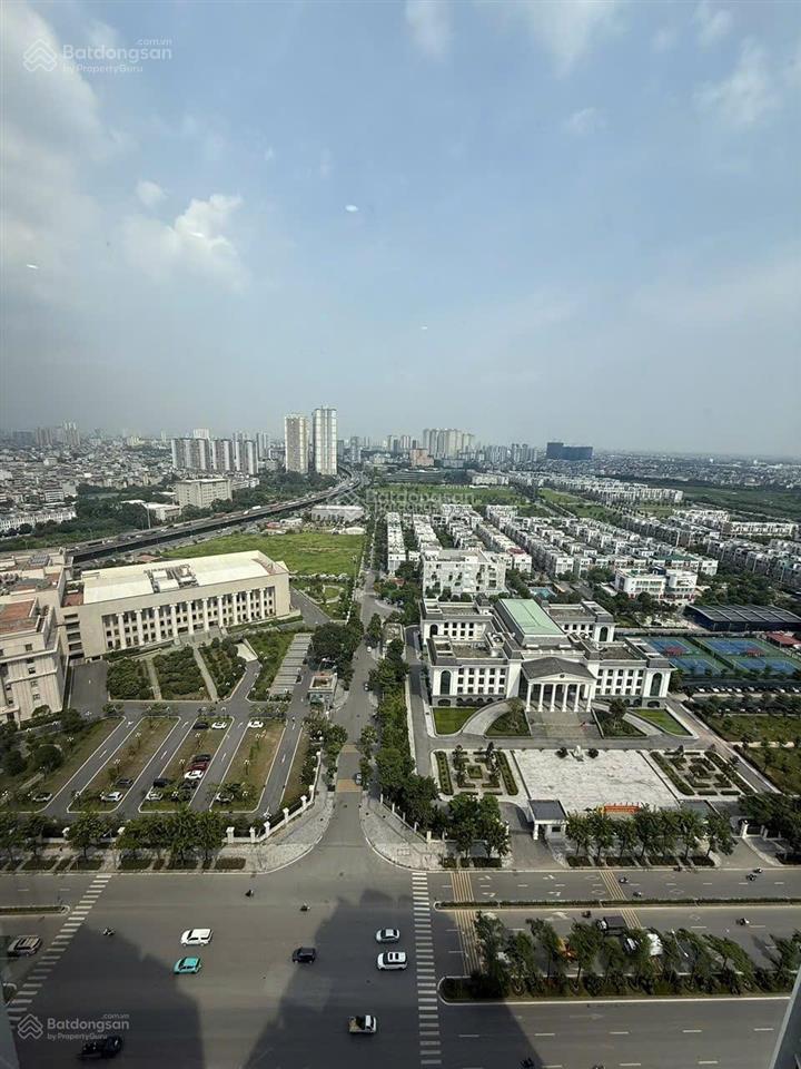 Cần tiền chính chủ bán gấp căn góc 03 phòng ngủ, ban công đông nam chung cư cao cấp besky