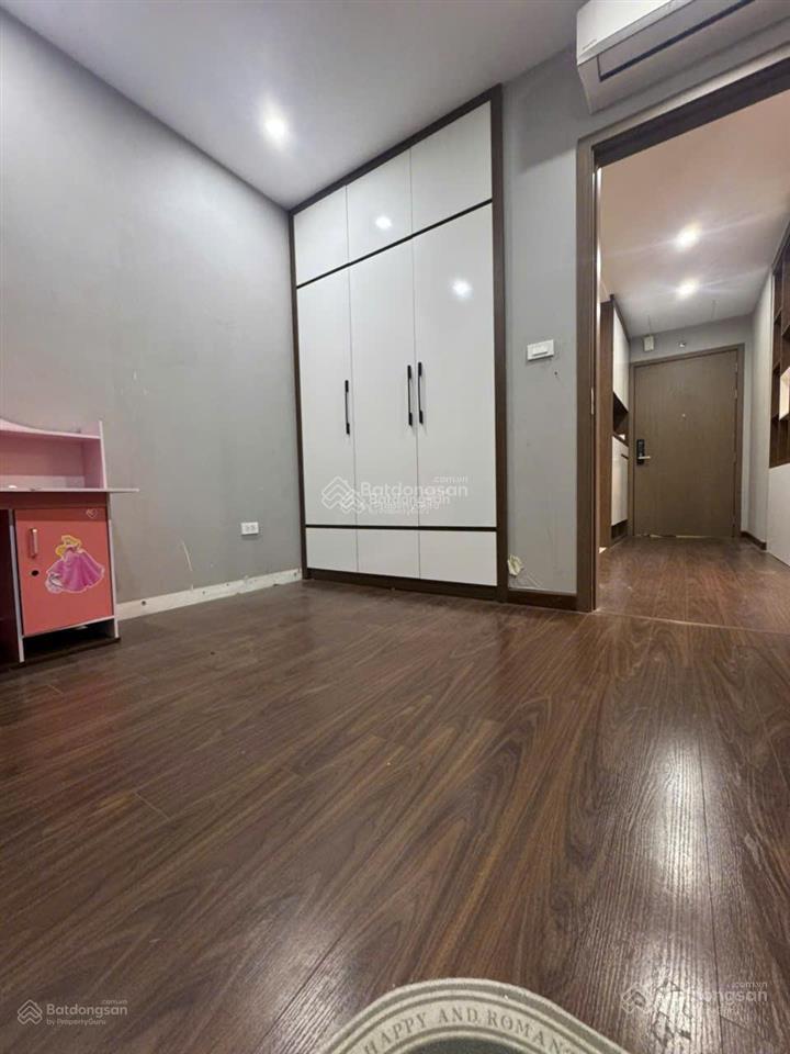 Cần tiền chính chủ bán gấp căn góc 03 phòng ngủ, ban công đông nam chung cư cao cấp besky