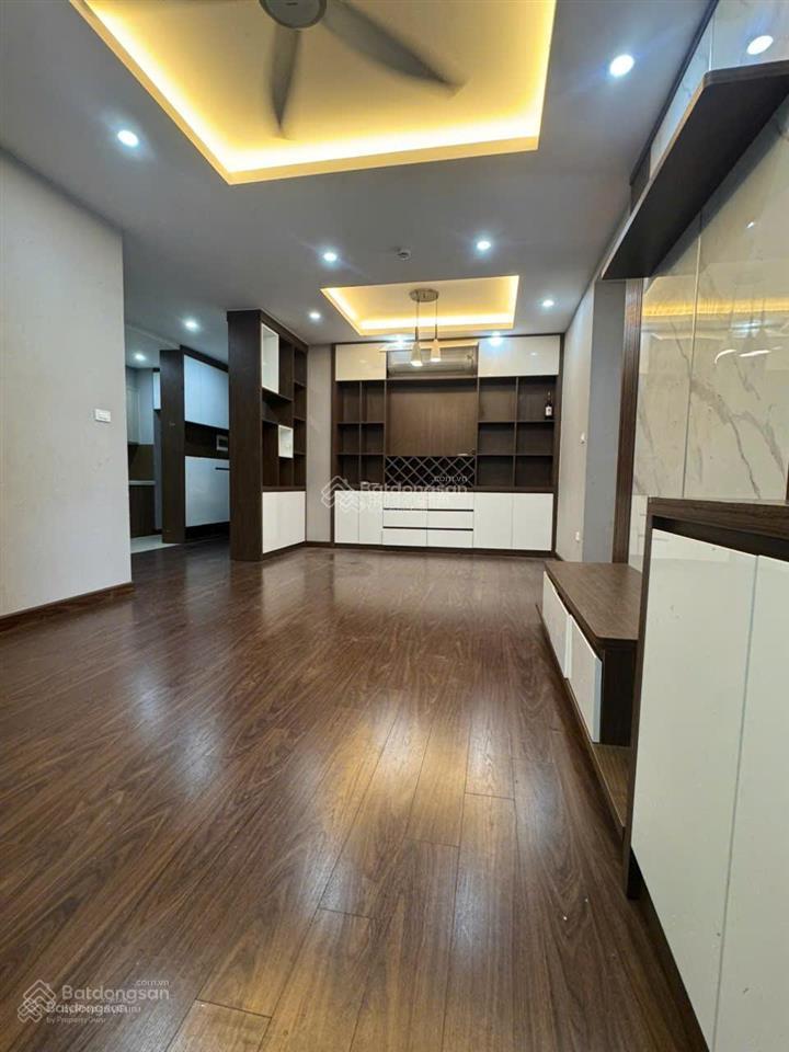 Cần tiền chính chủ bán gấp căn góc 03 phòng ngủ, ban công đông nam chung cư cao cấp besky