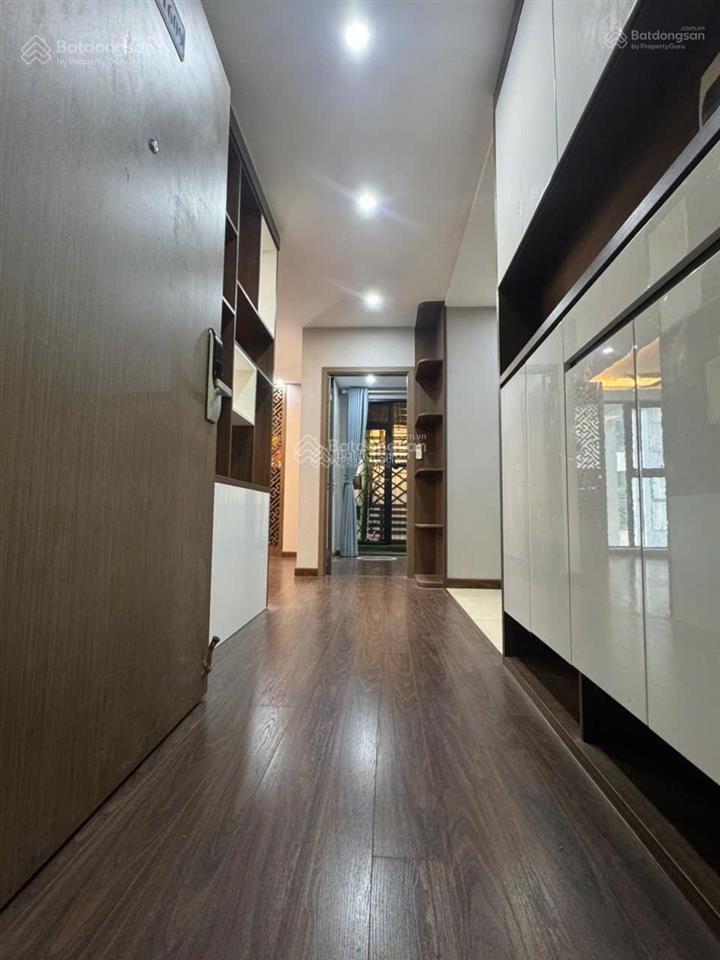 Cần tiền chính chủ bán gấp căn góc 03 phòng ngủ, ban công đông nam chung cư cao cấp besky